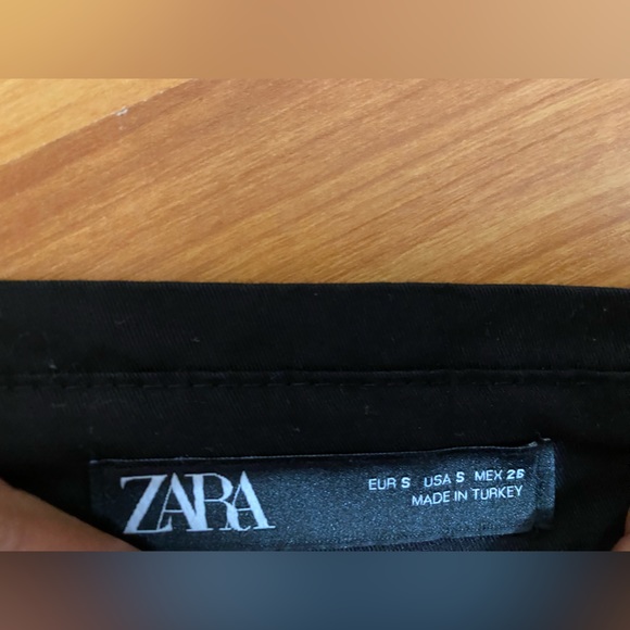 SHORTS 🖤 - Picture 7 of 9